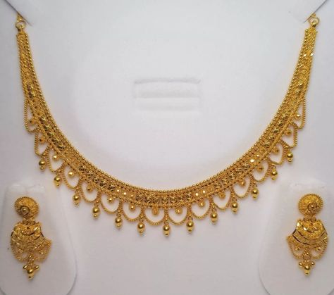 Simple Diamond Jewelry, Silver Bengal, Classy Jewellery, Gold Necklace Price, Marriage Jewellery, Unique Gold Jewelry Designs, Bridal Necklace Designs, Neck Pieces Jewelry, Bridal Jewelery