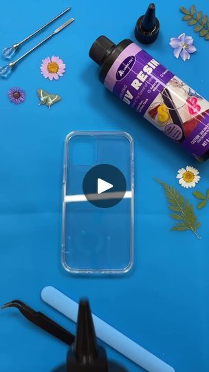 38K views · 713 reactions | Well this was a first for me! Never have I ever decorated a phone case before…until NOW! Hehe 🤗 For this project I used Alumilite Corporation UV Resin, UV Light, Resin Craft Tool Set, paper butterflies, and dried flowers. 🌸 Quick question: Would you like to see more cell phone cases or was one enough? Lol 😅 Stay Kreative and Happy Crafting! . . . #uvresin #epoxyresin #resin #driedflowers #butterfly #satisfying #diy #crafts #flowers #floral #resinart #fluidart #crafting #spring | Kreatively Kelly | Cordelia · Little Life Diy Crafts Flowers, Diy Resin Phone Case, Resin Phone Case, Diy Case, Little Life, Paper Butterflies, Never Have I Ever, Epoxy Resin Crafts, Resin Craft