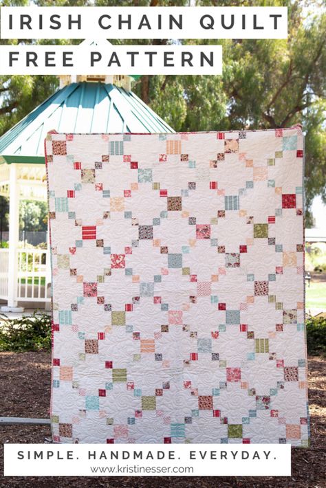 Irish Quilt Patterns, Quilt Simple, Irish Chain Quilt Pattern, Irish Quilt, Irish Chain Quilt, Tshirt Quilt, Wedding Quilt, Scrap Quilt Patterns, Jellyroll Quilts