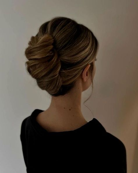 hairstyles, hair styles, hair, classy hair, timeless hairstyles French Twist Updo Bridal, Vintage French Hairstyles, Classic French Twist Updo, French Twist Bridesmaid Hair, Curtain Bang Updo Wedding, Bridal French Twist, Actress Life, French Bun, French Roll Hairstyle