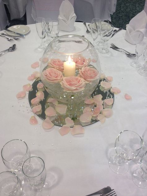 Nice Centerpieces Table Decorations, Center Table Party Decorations, Table Decor Quinceanera, Quince Center Table Decorations, Center Piece For Debut, Quince Decorations For Tables, 15 Table Decorations Ideas, Table Centerpieces For Sweet 16, Flower Birthday Centerpieces