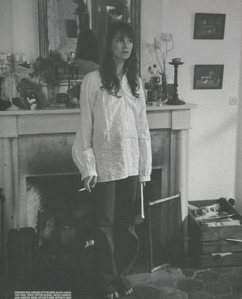 charlotte gainsbourg Mario Sorrenti, Lou Doillon, Charlotte Gainsbourg, Serge Gainsbourg, French Actress, Jane Birkin, New Rock, French Chic, Mode Inspo