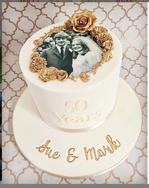 50th Wedding Cake Anniversaries, 50th Golden Anniversary Cake, Small 50th Anniversary Cakes, 35th Anniversary Cake, Cakes For 50th Wedding Anniversary, 50 Th Anniversary Cake Ideas, 50 Years Marriage Anniversary, Cake For 50th Anniversary, 50 Year Anniversary Cake