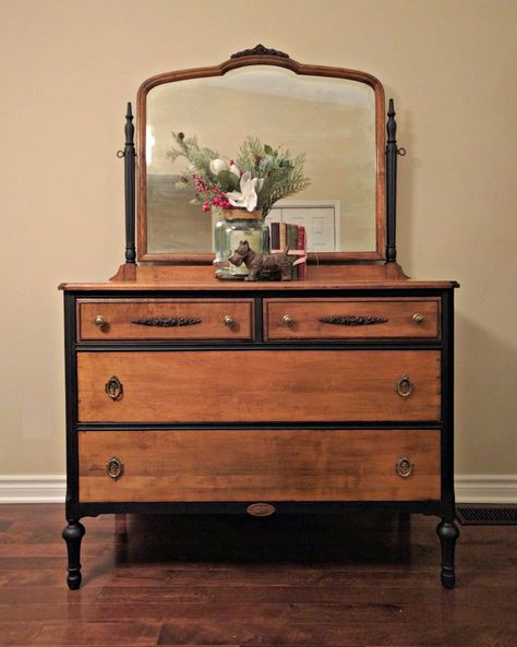 This gorgeous two-toned dresser was refurbished by Andrea from Crossroad Creations with Liquorice! I am so excited to share with you this latest dresser made ov… Wood Dressers, Muebles Shabby Chic, Vintage Furniture Makeover, Diy Furniture Renovation, Furniture Rehab, Furniture Renovation, Creative Furniture, Refurbished Furniture, Furniture Restoration