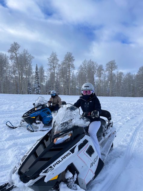 Snow Activities Aesthetic, Snow Mobile Pictures, Snow Mobile Outfit, Snow Mobile Aesthetic, Snowmobile Aesthetic, Snow Mobiling, Snow Activity, Cabin Activities, Snow Sledding