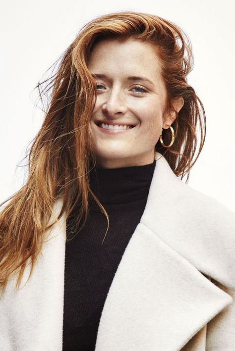 In an exclusive interview with BAZAAR, Mr. Robot's Grace Gummer talks acting, fashion and where she finds inspiration. Grace Gummer, Fall Coats, New Star, Fashion Model, Max Mara, Celebrities Female, Redheads, Favorite Celebrities, Pretty People