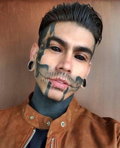 Cool Face Tattoos Men, Full Face Tattoo Men, Men With Face Tattoos, Side Face Tattoo Men, Face Tattoos Men, Full Face Tattoo, Jawline Tattoo, Face Tattoo Men, Cool Face Tattoos