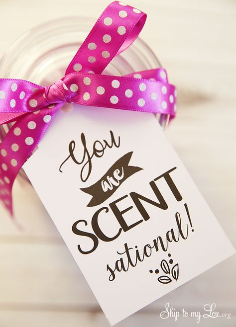 "You are scent-sational" free printable gift tag for teacher appreciation. Simply print and attach to a scented candle. An easy gift idea! #gift #idea #teacher skiptomylou.org Secret Pal Gifts, Teacher Appreciation Gifts Printables, Printable Teacher Appreciation, Teacher Gift Printables, Teacher Appreciation Printables, Skip To My Lou, Cute Teacher Gifts, Volunteer Gifts, Free Printable Gifts