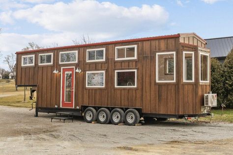 Honeylion: 36' Modern Tiny Living Gooseneck Home Smart Siding Exterior, Tiny House Laundry, Tiny House Kitchen Appliances, Gooseneck Tiny House, Tiny House Talk, Tiny House Storage, Bathroom Tub Shower, House Staircase, Tiny House Layout