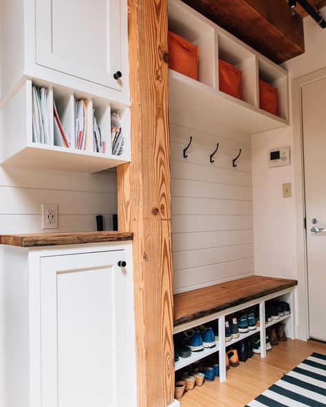 Key drop, charging station and mail organization. All key components when designing your entryway. • #finehomebuilding #nsbuilders… Diy Shelves Design, Diy Shelves Ideas, Shoe Storage Design, Vstupná Hala, Mudroom Organization, Mudroom Entryway, Mudroom Laundry Room, Mud Room Storage, Mudroom Design