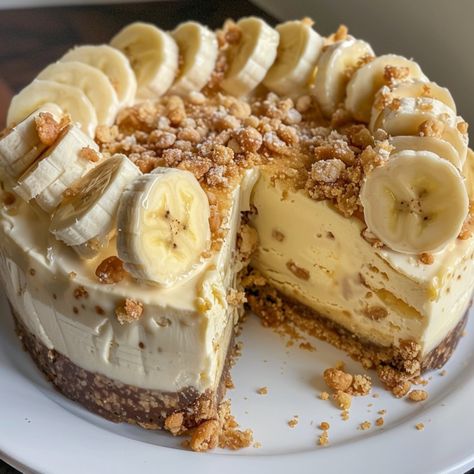 Ultimate Guide to Banana Pudding Crunch Cheesecake: Recipes, Tips, and Mouthwatering Variations - Lilys Bites, Sausage And Potato Bake, Crunch Cheesecake, Biscuits Graham, Butter Roll, Best Banana Pudding, Banana Cheesecake, Apple Cheesecake, Coconut Pie