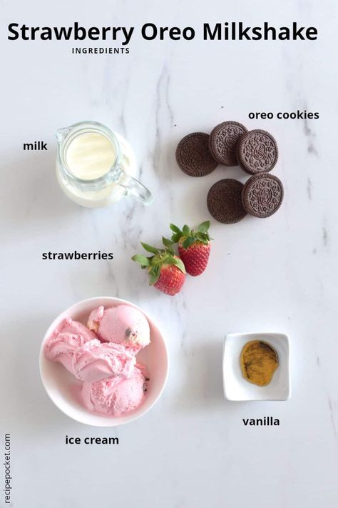 Strawberry Oreo Milkshake, How To Make An Oreo Milkshake, Milkshakes And Smoothies, Smoothie And Milkshake Recipes, Valentine Milkshake, Strawberries Milkshake, Strawberry Milkshake Recipe Easy, Milkshake Recept, Milk Shake Recipes