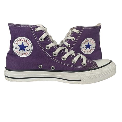 Vintage Converse Chuck 70 Hi High Top Nightshade Purple Violet Canvas Unisex Sneakers Euc Size 6(M), 8 (W) Size Guide: Men's 6 - Women's 8 Length 8 5/8” 100% Authentic! More Cushioning, Tougher Canvas, Same Versatility. The Chuck 70 Hightop Is Built Off Of The Original 1970s Design, With Premium Materials And An Extraordinary Attention To Detail, With Added An Extra Cushy Insole For Arch Support And Stability. Canvas Upper Is Lightweight And Durable. The Timeless Silhouette You Know And Love. Ru Converse Shoes Purple, Purple Shoes Aesthetic, Dark Purple Converse, Purple Converse Outfit, Violet Converse, Purple Converse High Tops, Converse Hightops, Converse Collection, Cute Converse Shoes