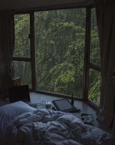 Dark Paradise, Aesthetic Rooms, Academia Aesthetic, Cozy Room, Room Inspiration Bedroom, Bedroom Aesthetic, Aesthetic Bedroom, Dream Rooms, Nature Aesthetic