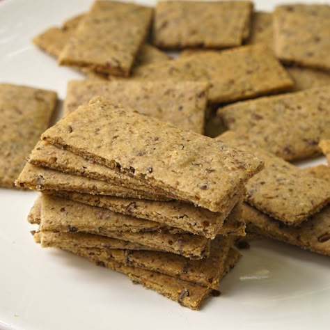 Gluten-Free Flax-Oat Crackers — The GlutenFree Camel Gluten Free Cracker Recipe, Azuki Beans, Oat Crackers, Savory Cookies, Spelt Recipes, Healthy Crackers, Wheat Crackers, Gluten Free Crackers, Dairy Free Cookies