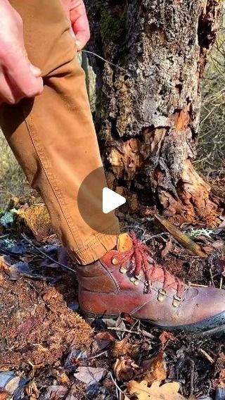 KMBushcrafts.Master on Instagram: "Fire outdoors survival adventure bushcraft part 3 #camping #outdoors #survival #adventure #asmr #bushcraft #shelter #building" Survival Knowledge, Shelter Building, Survival Videos, Bushcraft Shelter, Survival Fire, Survival Project, Bush Craft, Outdoor Shelters, Survival Techniques