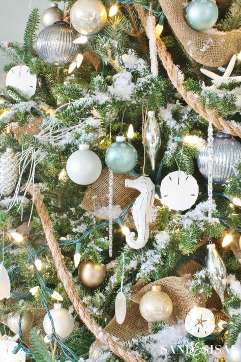 Beach Christmas Trees, Beach Christmas Decorations, Coastal Christmas Tree, Florida Christmas, Coastal Christmas Decor, Beachy Christmas, Nautical Christmas, Coastal Holiday, Tropical Christmas