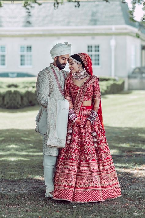 Bride And Groom Indian Wedding Outfit, Groom Indian Wedding Outfits, Wedding Matching Outfits, Groom Colours, Latest Bridal Lehenga Designs, Biodata Format, Indian Bride Photography Poses, Matrimonial Sites, Wedding Outfits For Groom