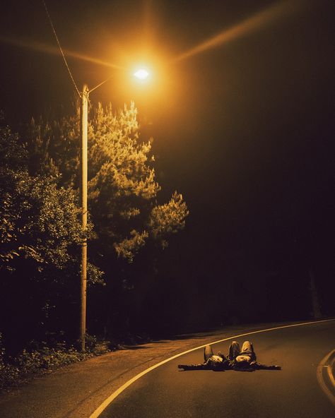 I’ll stop the world and melt with you . . part two of this night with Brady + Audrie!! There will probably be more posts because this is one of my favorite shoots of all time hehe hosted by @sona.co.photo @karalaynebeckerphotography keywords - couples photoshoot, couples inspo, movie scenes, indie movie, drama, Pinterest, Oregon coast, cannon beach photoshoot, couples inspo, nostalgia, 80s aesthetic, 90s aesthetic, movie stills, screen grabs, colored lights, cannon beach, blue hour, spar... Dark Nighttime Aesthetic, Night Time Cinematography, Nostalgic Film Aesthetic, Nighttime Cinematography, Nostalgic Film Photography, Watching Movies Aesthetic Couple, My Life Is A Movie Aesthetic, Teen Movie Aesthetic, Indie Couple Photoshoot