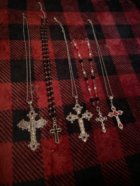 Emo Cross Necklace, Grunge Cross Necklace, Emo Jewelry, Emo Accessories, Accessory Inspo, Grunge Jewelry, Cross Necklaces, Dope Jewelry, Funky Jewelry