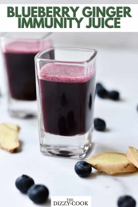 This brain-boosting blueberry ginger immunity shots is a delicious way to boost your immune system and brain health all with simple ingredients. Perfect as a wellness shot, flavored ice cubes, or a non-alcoholic drink/mocktail. This juice packs anti-inflammatory, pain-fighting power with antioxidants and vitamin c. Ginger Immunity Shots, Drink Mocktail, Immunity Juice, Immunity Drink, Immunity Shots, Migraine Diet, Flavored Ice Cubes, Flavored Ice, Ginger Drink