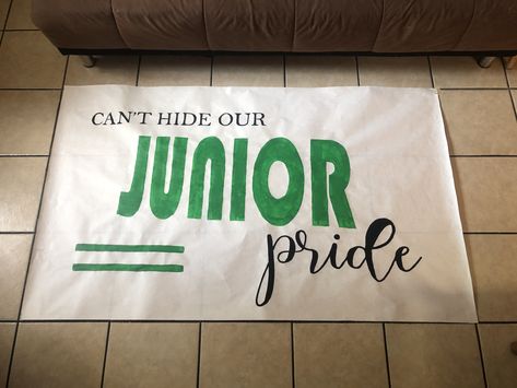 Junior Spirit Posters, Pep Rally Sign Ideas, Pep Rally Posters Juniors, Junior Poster Ideas, Junior Posters Pep Rally, Pep Rally Decorations, Junior Posters, School Spirit Ideas Pep Rally, Hoco Jeans