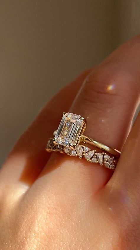 Engagement Ring Stacks, Wedding Rings Emerald Cut, Ring Stacks, Dream Wedding Ring, Stacked Wedding Bands, Cute Engagement Rings, Future Engagement Rings, Emerald Cut Engagement, Emerald Engagement Ring Cut