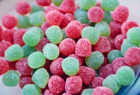 Homemade Cinnamon Gumdrops Candy Recipe Homemade Gumdrops, Gumdrop Recipe, Spice Drops, Cinnamon Candy, Candy Recipes Homemade, Candied Nuts, Fruit Jelly, Gum Drops, Candy Favors