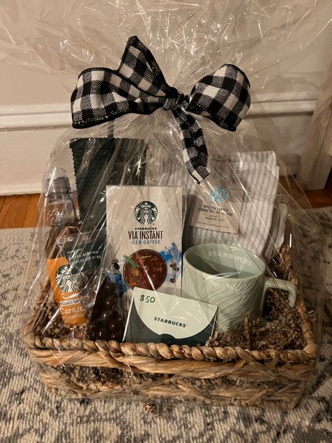 Coffee Basket Ideas Silent Auction, Starbucks Gift Baskets, Bridal Shower Prizes, Coffee Basket, Candy Gift Baskets, Coffee Gift Basket, Christmas Gift Hampers, Auction Baskets, Raffle Basket