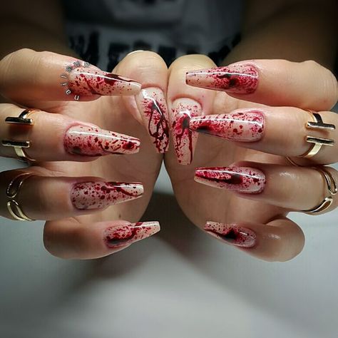 Fun Halloween Nails, Blood Nails, Halloweenský Makeup, Horror Nails, Holloween Nails, Witchy Nails, Halloween Acrylic Nails, Gothic Nails, Trending Ideas