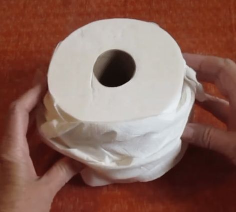 Materials for DIY Toilet Paper Pumpkin Fabric Toilet Paper Pumpkins, Toilet Paper Pumkin, Toilet Paper Pumpkins Diy, Toilet Paper Pumpkins, Repurposed Tire, Diy Toilet Paper, Pumpkin Tutorial, Paper Pumpkins, Diy Plaster