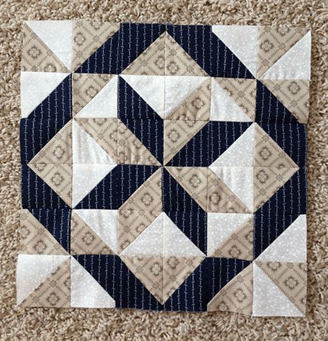 3 Fabric Quilt, Quilt Blocks Easy, Quilting Designs Patterns, Quilt Block Patterns Free, Quilt Square Patterns, Half Square Triangle Quilts, Star Quilt Blocks, Patchwork Quilt Patterns, Star Quilt Patterns