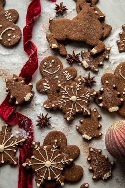 Chai Gingerbread Cookies | halfbakedharvest.com Easy Gingerbread Cookies, Best Gingerbread Cookies, Gingerbread Cookie Dough, Cookie Glaze, Half Baked Harvest Recipes, Ginger Bread Cookies Recipe, Harvest Recipes, Half Baked, Cookie Cups