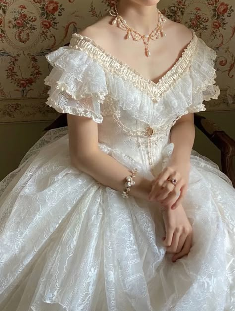 Auroracore Outfits, 1700s Dresses Royal, Rococo Outfit Modern, Victorian Wedding Dress 19th Century, Modern Regency Fashion, Royal Aesthetic Princess Dress, White Dress Victorian, 1800s Wedding Dress, Royal Core Dress