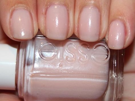 Essie Vanity Fairest, Sheer Nail Polish, Pastel Pink Nails, Subtle Nail Art, Neat Nails, Sheer Nails, Essie Gel, Subtle Nails, Pink Nail Polish