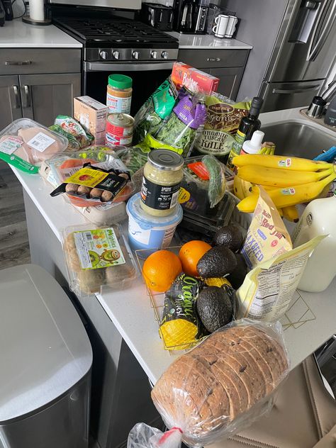 Healthy Grocery Haul, Healthy Food Shop, Healthy Grocery Shopping, Grocery Haul, Healthy Groceries, Healthy Food Motivation, Healthy Lifestyle Food, Trader Joe, Mindful Eating