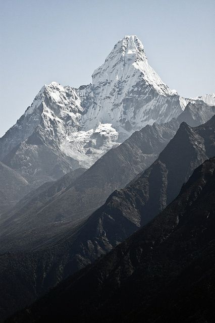 Ama Dablam mountain, in Nepal Himalayas Ama Dablam, Monte Everest, Top Of A Mountain, Landform, Margaery Tyrell, Cersei Lannister, Gray Aesthetic, Arya Stark, Snowy Mountains