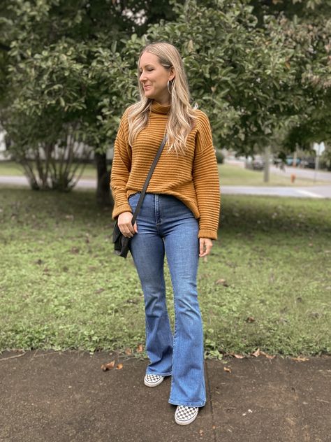 Check out these five outfits for fall made with Flare Jeans! Fall Flair Jeans Outfit, Kancan Flare Jeans Outfit, Flare Jeans With Vans, Flare Jeans With Birkenstocks, Flare Jeans Tennis Shoes Outfit, Flare Jeans Teacher Outfit, Plus Size Flare Jeans Outfits Fall, Plus Size Flare Jeans Outfits Winter, Fall Outfit Flare Jeans