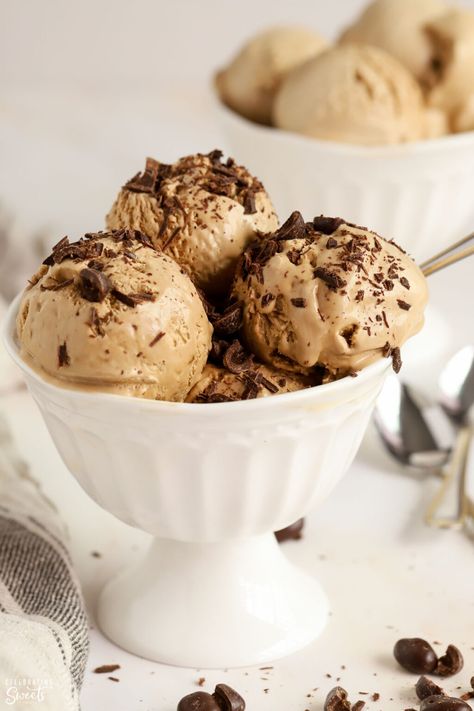 Celebrating Sweets, Coffee Ice Cream Recipe, Ice Cream Recipes Machine, Pumpkin Bundt Cake, Ice Cream Maker Recipes, Creamy Coffee, Sticky Toffee Pudding, Coffee Ice, Homemade Ice Cream Recipes