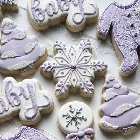 Marlene Matos-Jones on Instagram: "Lavender & winter dreams of baby-to-be! ❄️💜🍼🔮  Had the honour of making this magical winter cookie set for a baby shower. @hotmamalivy is keeping me busy and I love it! 🫶  #babyshowercookies #wintercookies #babycookies #lavendersugarcookies #snowflakecookies #onsiecookies #torontocookier #cookiedecorating #cookieartist #torontocookies #cookiesofinstagram" Baby Announcement Cookies, Lavender Baby Showers, Cookie Decorations, Royal Icing Sugar, Royal Iced Cookies, Snowflake Baby Shower, Winter Wonderland Baby Shower, Baby Shower Purple, Winter Cookie