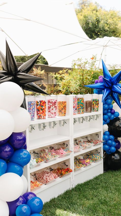 Bring the quintessential pick and mix candy shop vibes to you next event with the candy wall. Book it in tandem with a cart for large… | Instagram Two Sweet Candy Bar, Pop Up Candy Shop, Candy Bar Cart Ideas, Candy Bar For Party, Candy Bar For Birthday Party, Candy Ideas For Party, Candy Bars Ideas For Parties, Candy Wall Dispenser, Event Rental Ideas