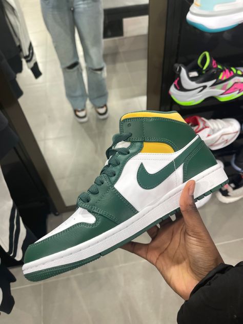 Footlocker finds high Nike Dunks Green white yellow colourway High Nike Dunks, Jordans Aesthetic, White Nike Shoes, Nike Shoes Girls, Green And Yellow, Green Aesthetic, White Shoes, Nike Dunks, Girls Shoes