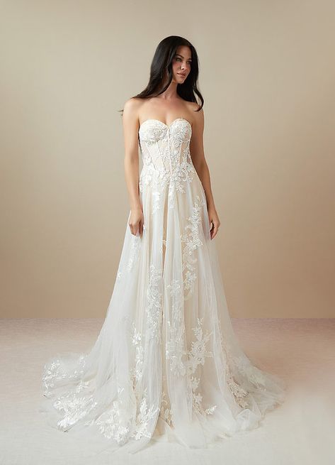 Hi! I've shared my package tracking information with you. Come and check it right now! Fairytale Wedding Dress, Wedding Dresses Diamonds, Ethereal Wedding Dress, Chapel Train Wedding Dress, White Champagne, Fairy Tale Wedding Dress, Wedding Dress Lace, Wedding Dress Train, Affordable Wedding Dresses