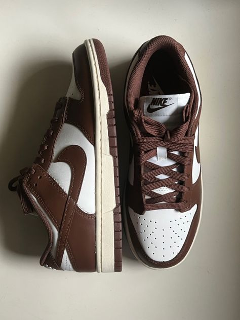 Brown And White Shoes, Nike Dunks Shoes, Nike Panda Brown, Brown And White Sneakers, Brown And White Nike, Brown Dunks Outfit Men, Brown Panda Dunks, Brown Shoes Nike, Brown And White Nike Shoes