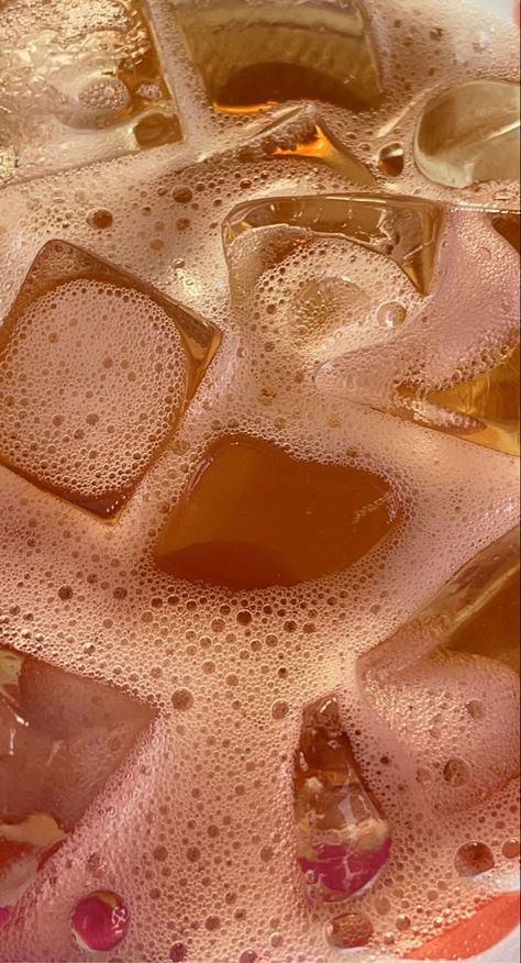 #icedtea #ice #summer #yummy #aesthetic #2021 Summer Peach Aesthetic, Iced Drinks Aesthetic, Nina Vibes, Ice Tea Aesthetic, Iced Tea Aesthetic, Food Scrapbook, Summer Thoughts, Juice Aesthetic, Yummy Aesthetic