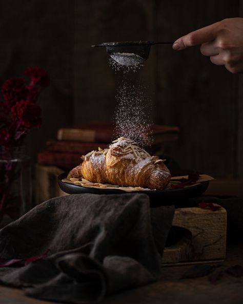 Food Photography Lighting Setup, Bakery Photography, Food Photography Lighting, Food Photography Composition, Medieval Recipes, Cloud Kitchen, Photography Lighting Setup, Dark Food Photography, Kitchen Mood Board