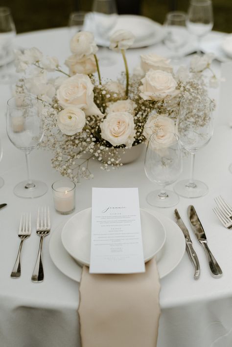 Native Couple, Elevated Centerpiece, Color Palette Vintage, Champagne Wedding Themes, Yountville California, Neutral Wedding Decor, Round Wedding Tables, Taupe Wedding, Vintage String Lights