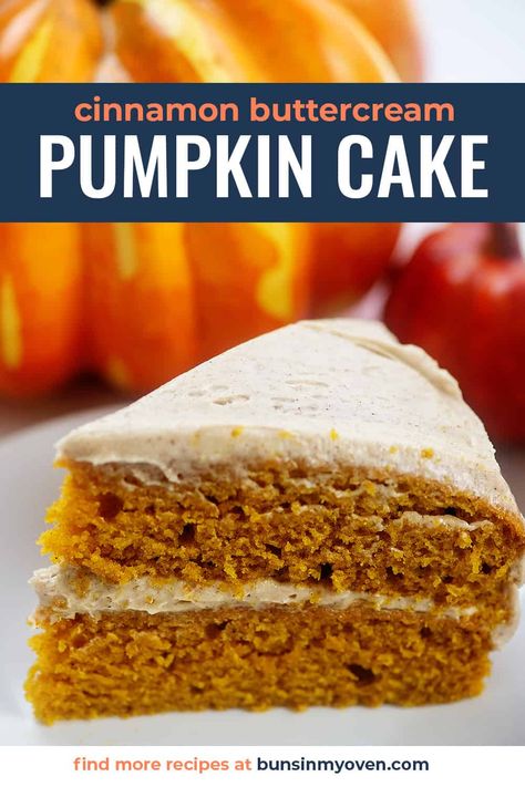 Moist pumpkin cake topped off with a cinnamon buttercream! This frosting is so good, you'll want to it eat by the spoonful! #cake #pumpkin Best Pumpkin Cake, Pie Ideas, Cinnamon Buttercream, Butter Cakes, Cake Pumpkin, Pumpkin Crunch Cake, Cake With Cinnamon, Pumpkin Crunch, Pumpkin Treats