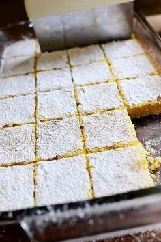 Classic Lemon Bars, Pioneer Women Cooks, Coconut Dessert, Lemon Bars Recipe, Chocolate Sheet Cake, Brownie Desserts, Pioneer Woman Recipes, Bar Cookies, Ree Drummond