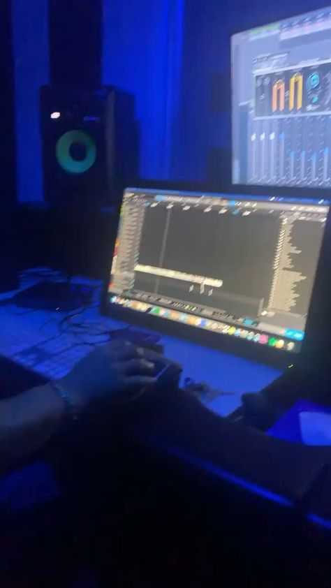 New song coming [Video] | Estudio de musica, Estudio de rap, Sala de estudio musical Music Studio Snapchat Story, Music Studio Video, Rapping Studio, Home Music Studio Aesthetic, Rapping Videos, Music Studio Room Home, Rap Studio, Music Studio Aesthetic, Studio Music Room